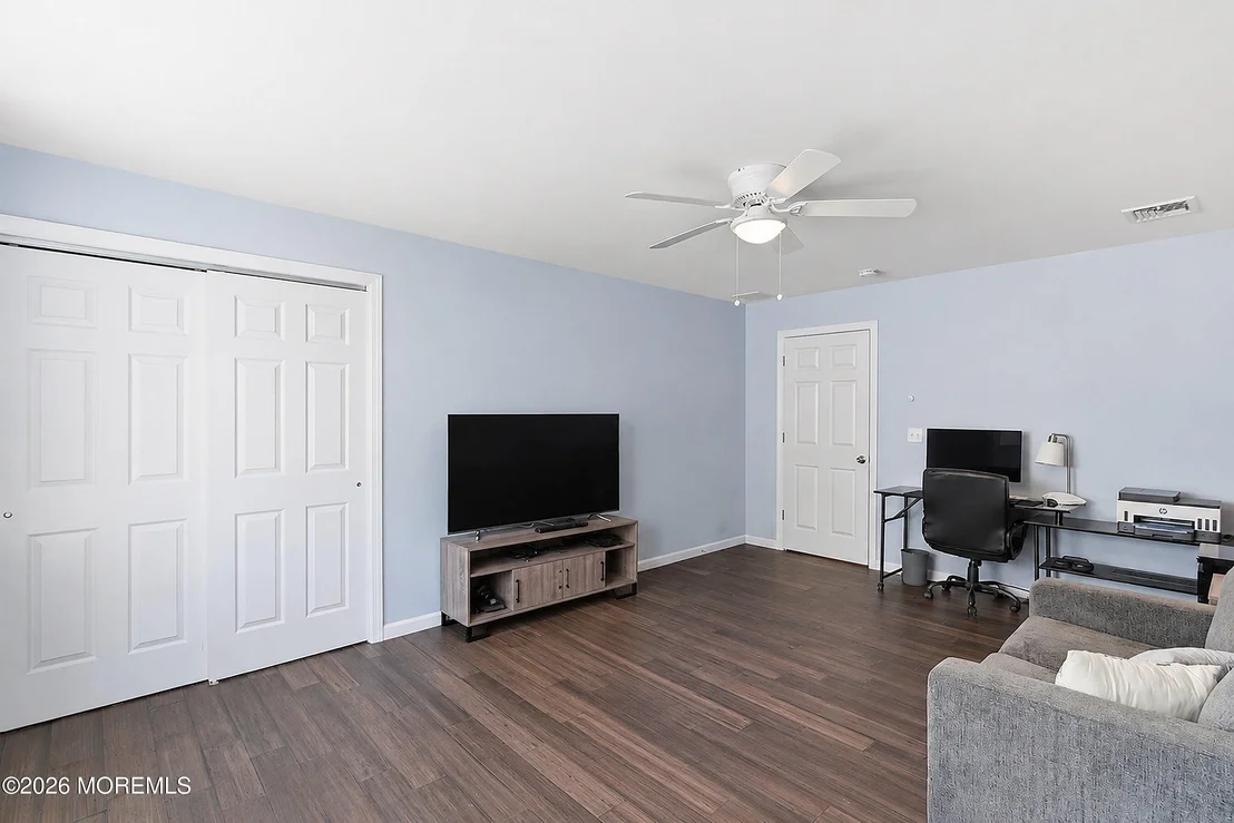 Photo of 1346 Lee Way