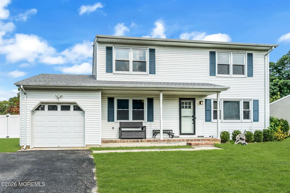 Photo of 390 Mamie Drive