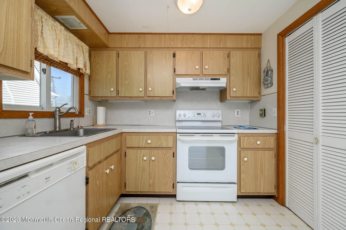 Photo of 208 Morris Boulevard
