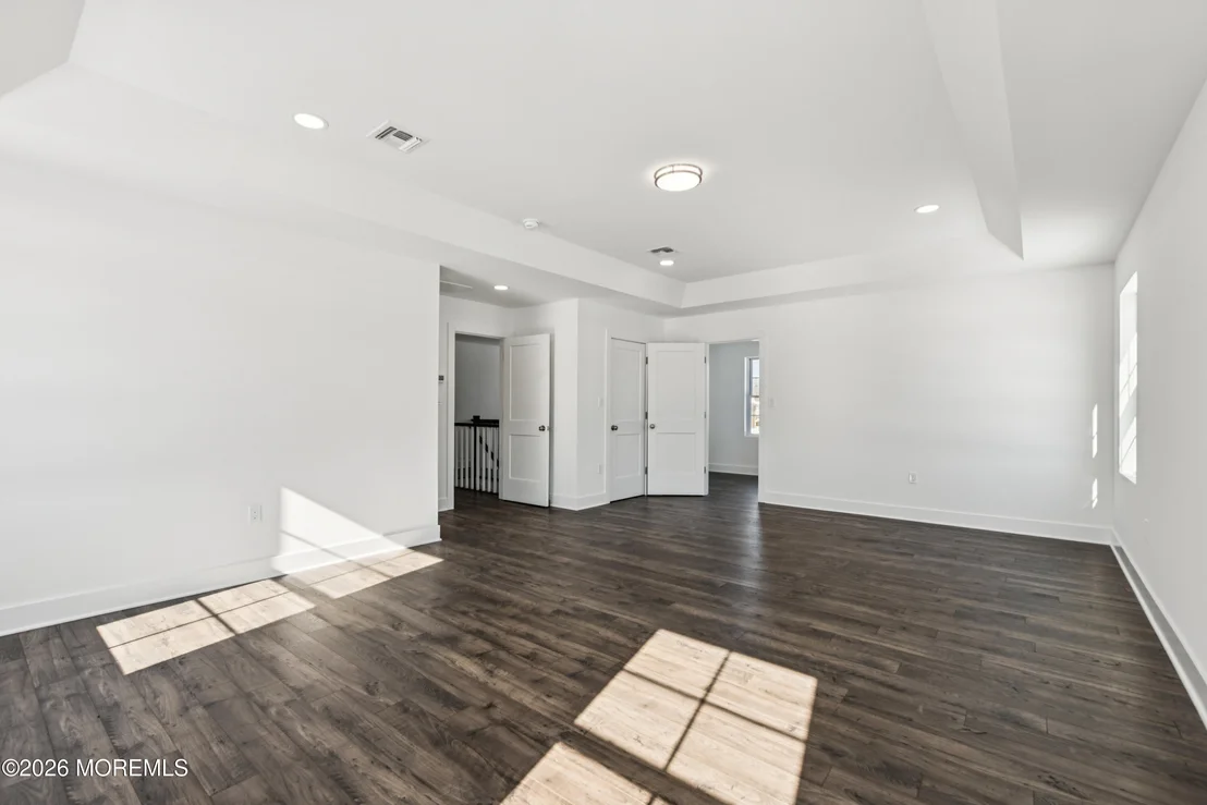 Photo of 140 Locust Avenue