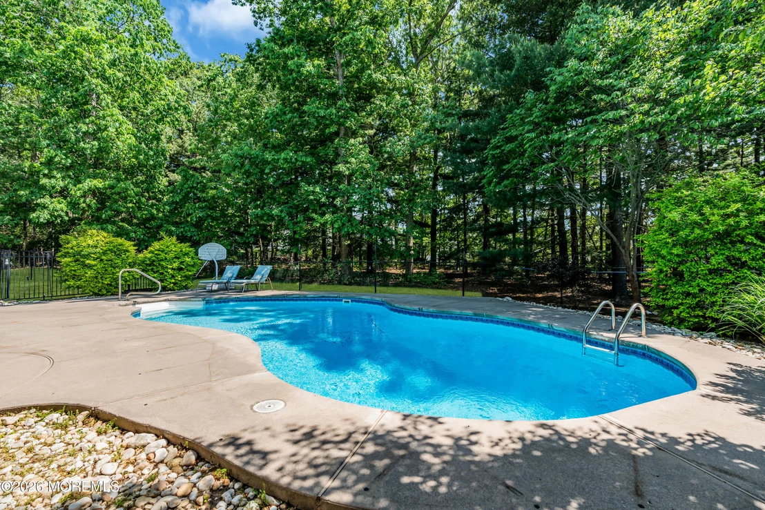 Photo of 105 Mesa Verde Lane