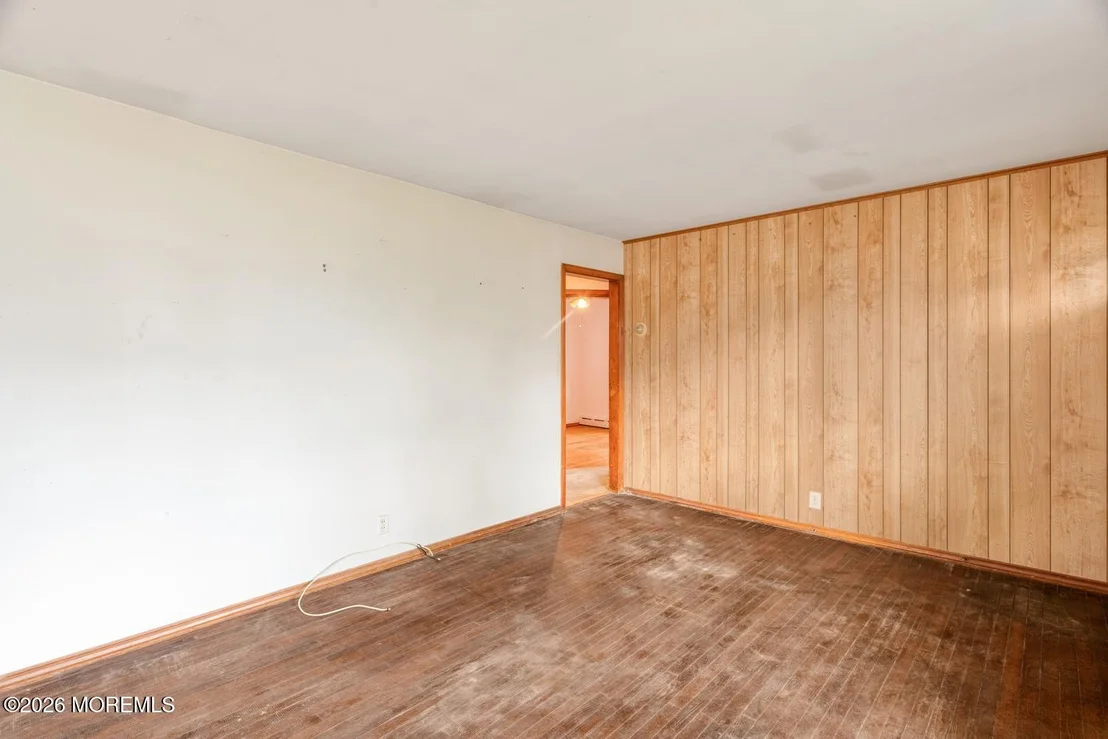 Photo of 303 Cedar Avenue