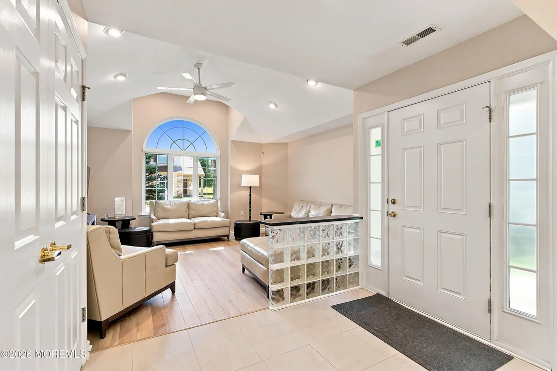 Photo of 64 Merion Lane