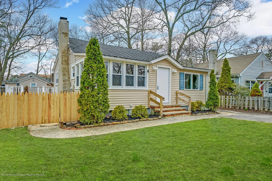 Photo of 42 Lancaster Road