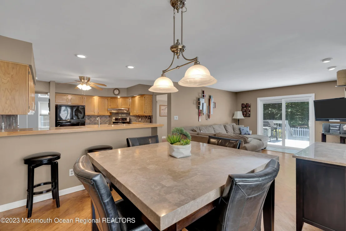 Photo of 7 Spruce Hollow Drive