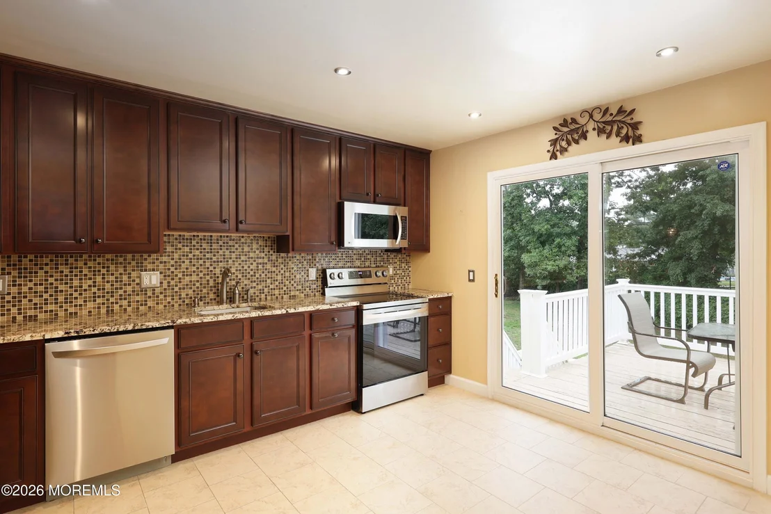 Photo of 514 Oakview Drive