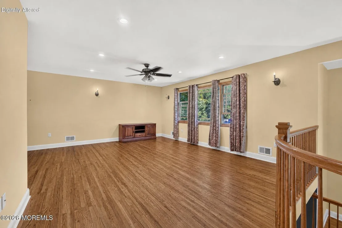Photo of 6 Fieldstone Lane