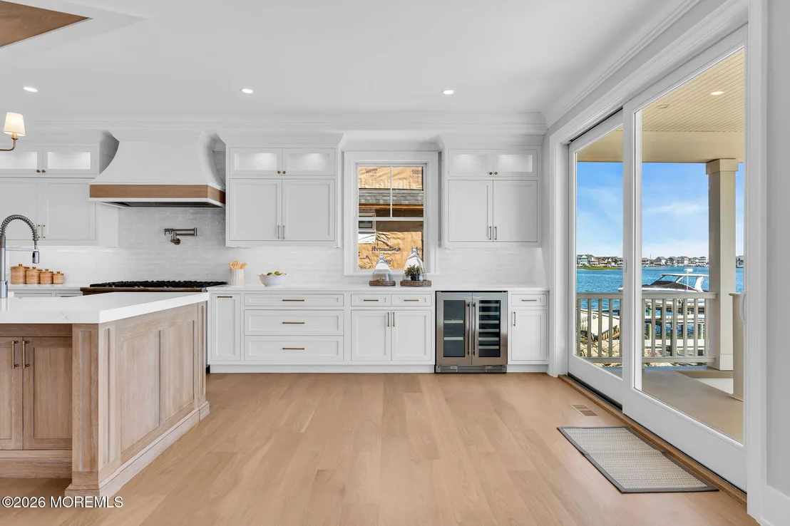 Photo of 153 Pershing Boulevard