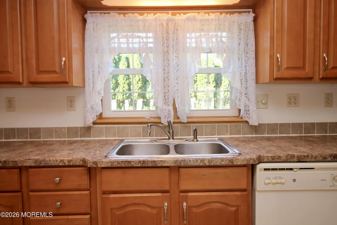 Photo of 44 Silvermeade Drive