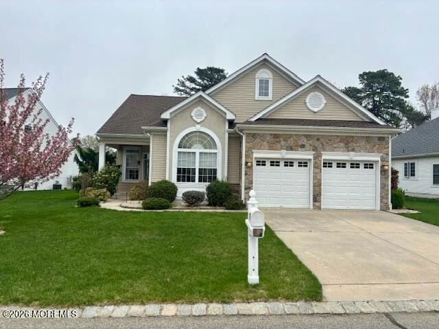 Photo of 21 Rumson Court