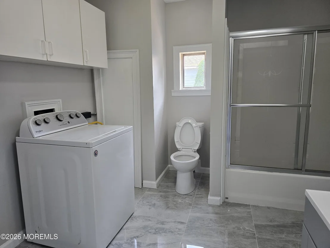 Photo of 7 Shady Lake Circle