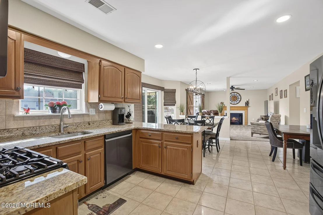 Photo of 452 Meadowood Road