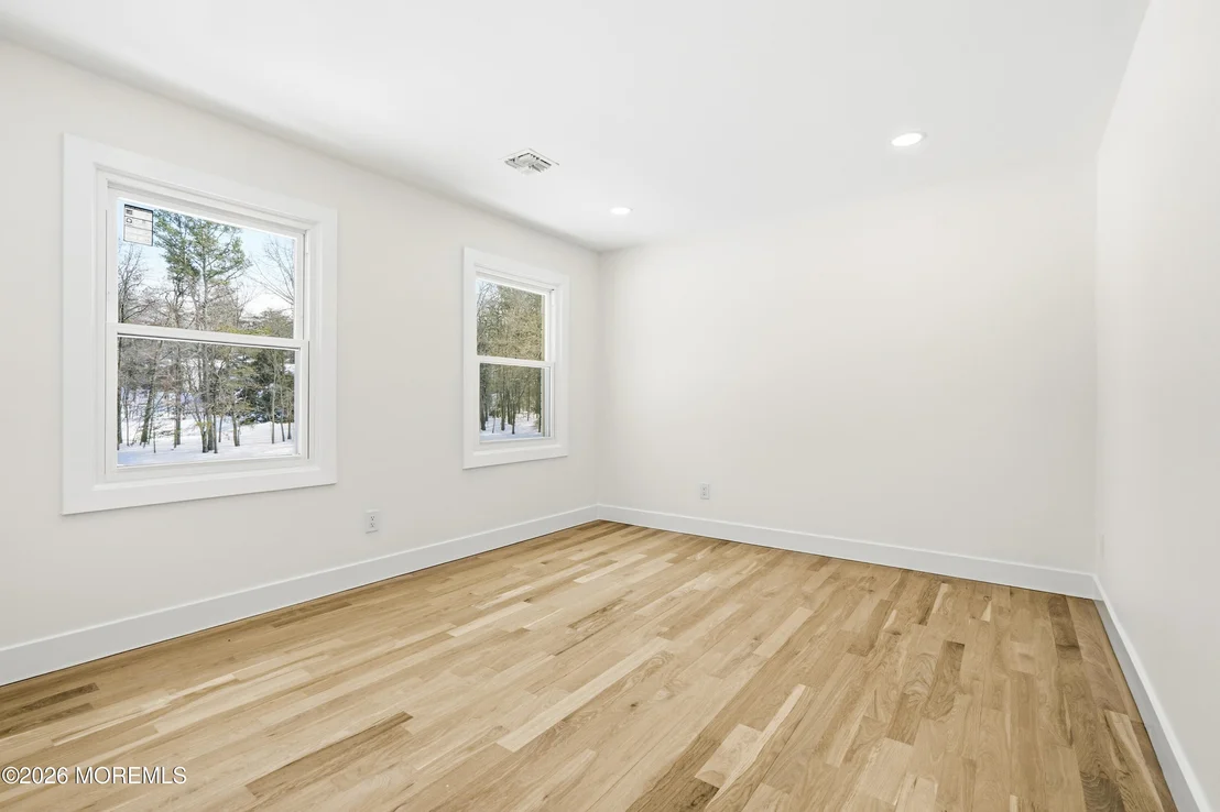Photo of 20 Overlook Drive