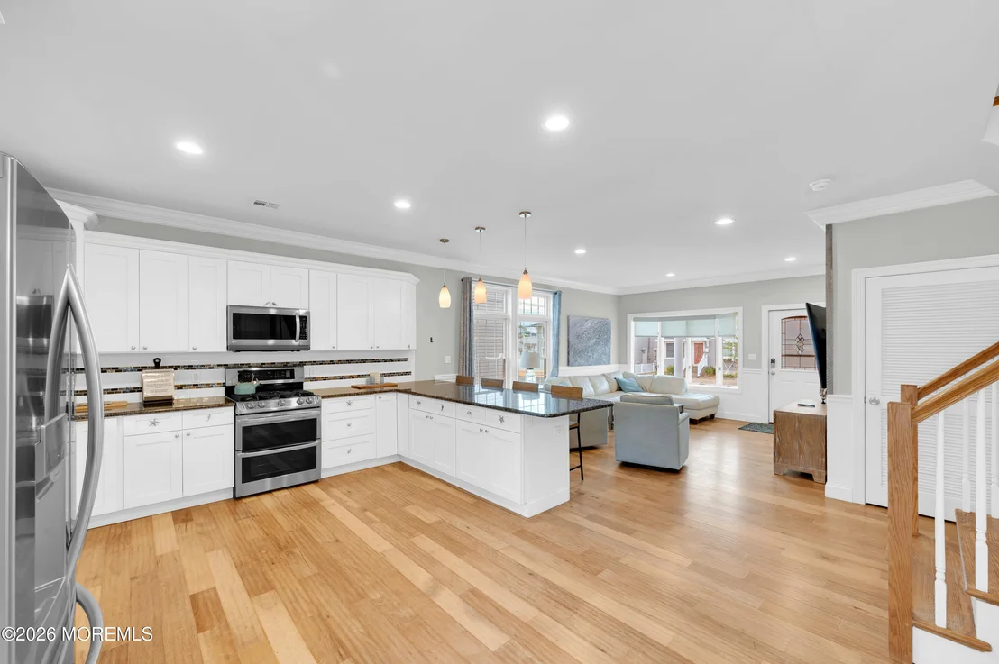Photo of 222 3rd Avenue