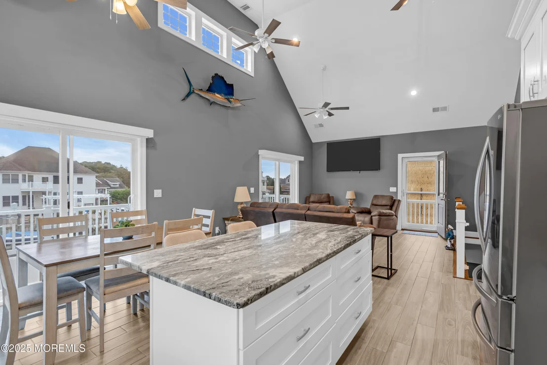 Photo of 1131 Beach Boulevard