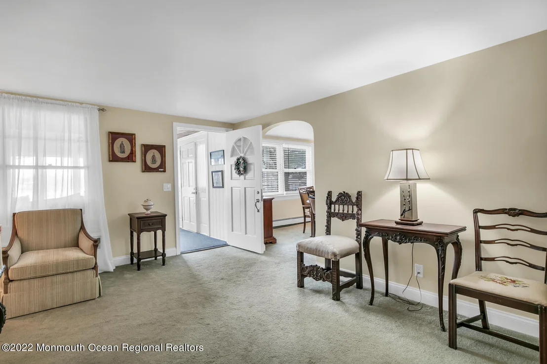 Photo of 306 Perrine Boulevard