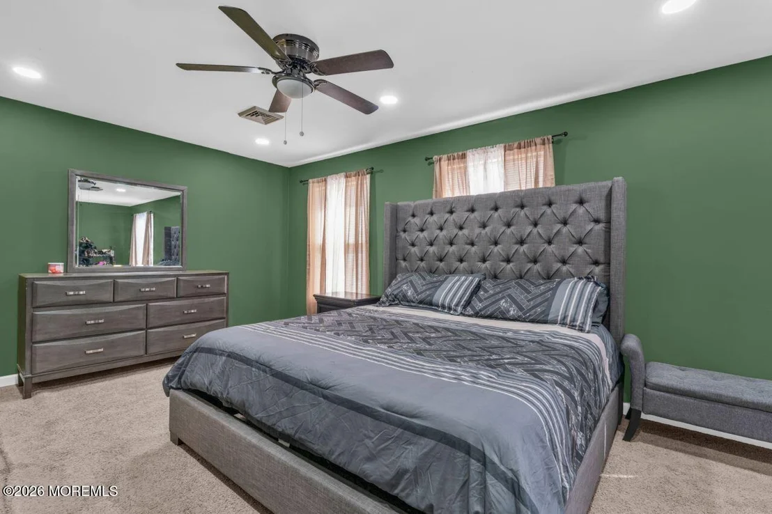 Photo of 146 Pardee Boulevard