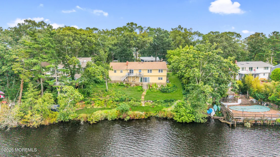 Photo of 1747 Forge Pond Road