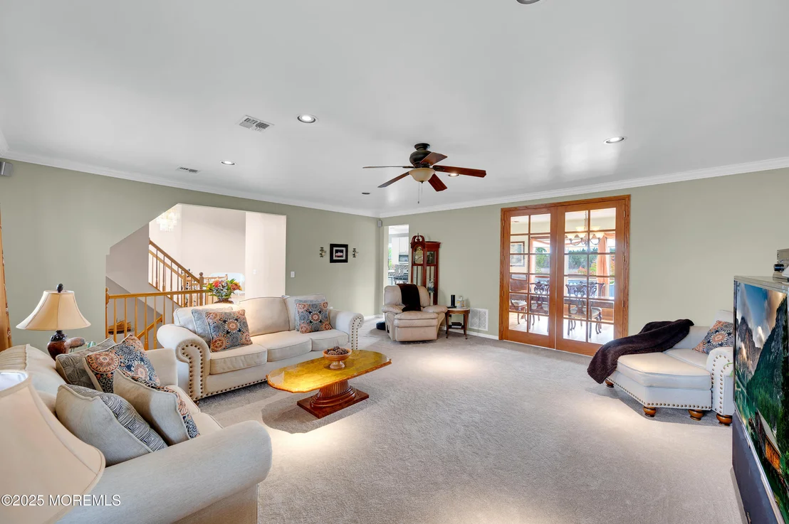 Photo of 741 S River Drive