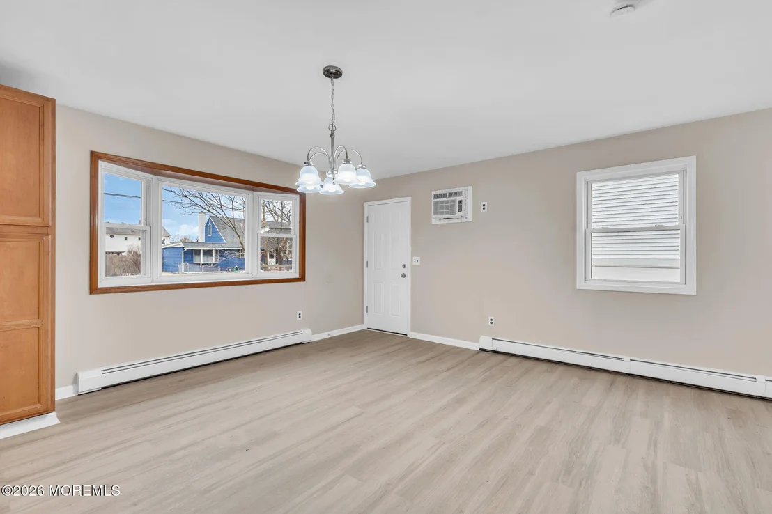 Photo of 121 Harding Drive