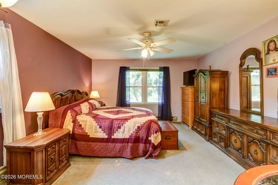 Photo of 71 Meadowbrook Road