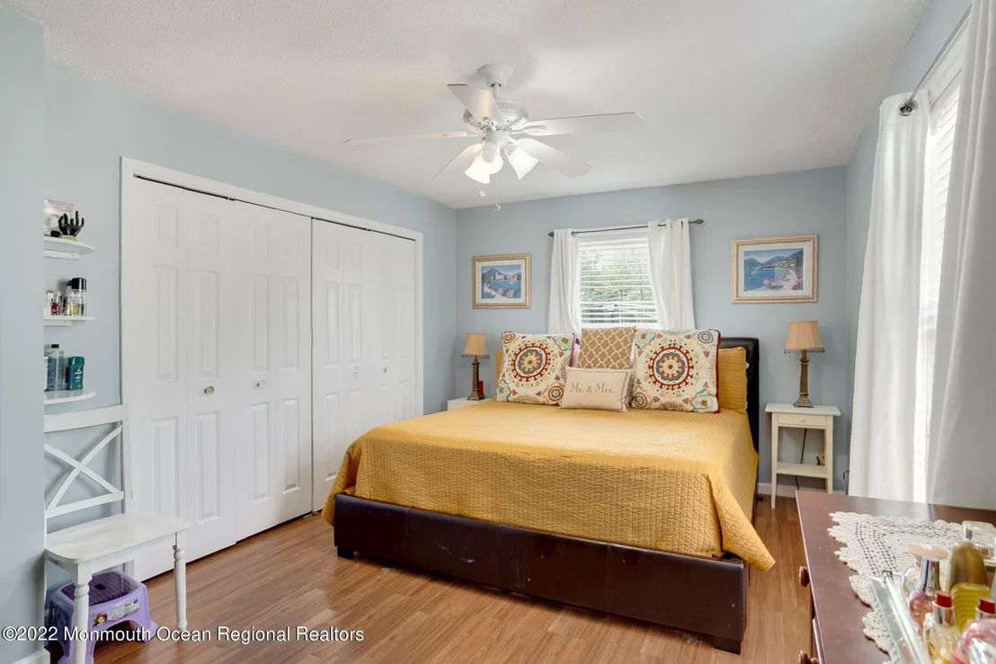 Photo of 2113 W Bangs Avenue