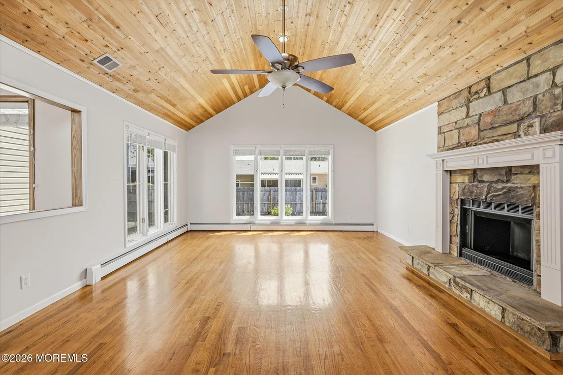 Photo of 14 Scheiber Drive