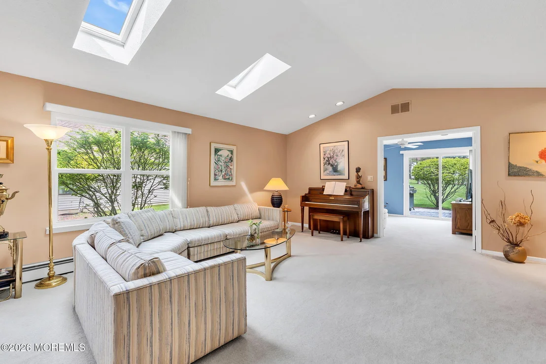 Photo of 34 Peasley Drive