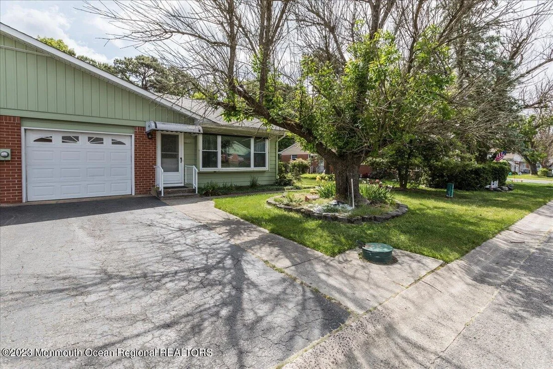 Photo of 12 B Franklin Lane
