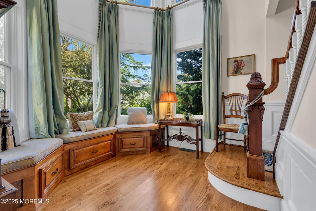 Photo of 2403 Riverside Terrace