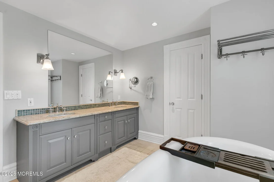 Photo of 534 Locust Point Road
