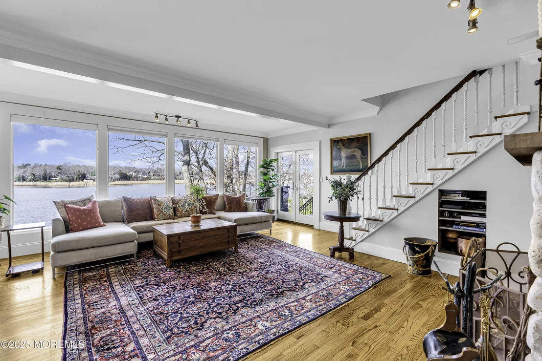 Photo of 2403 Riverside Terrace