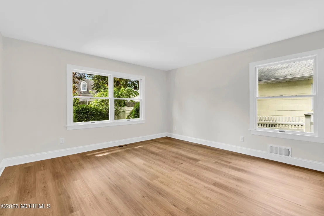 Photo of 543 Harris Avenue
