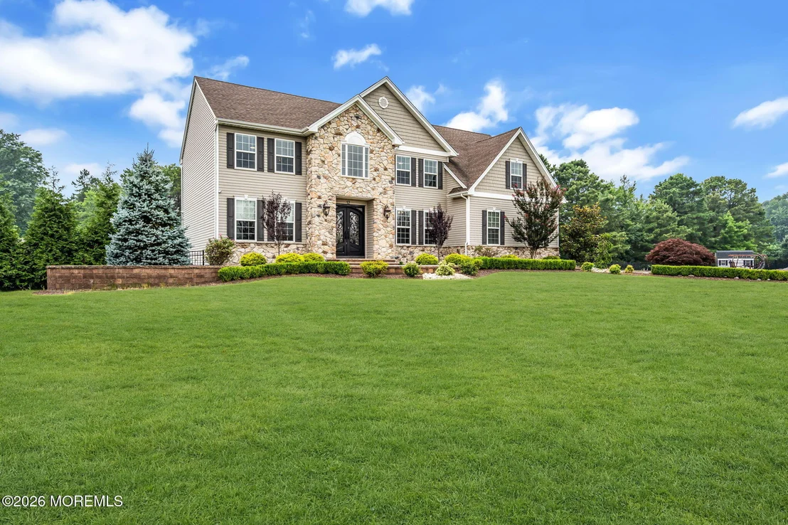 Photo of 12 Whispering Grove Boulevard