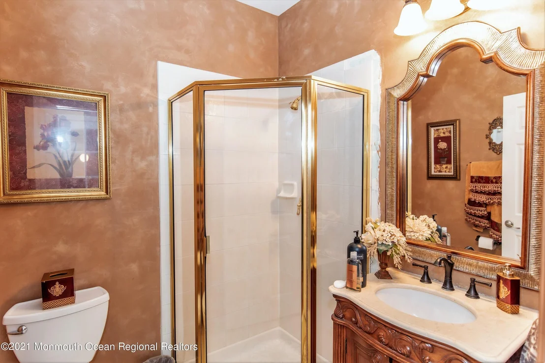 Photo of 607 Windcrest Court