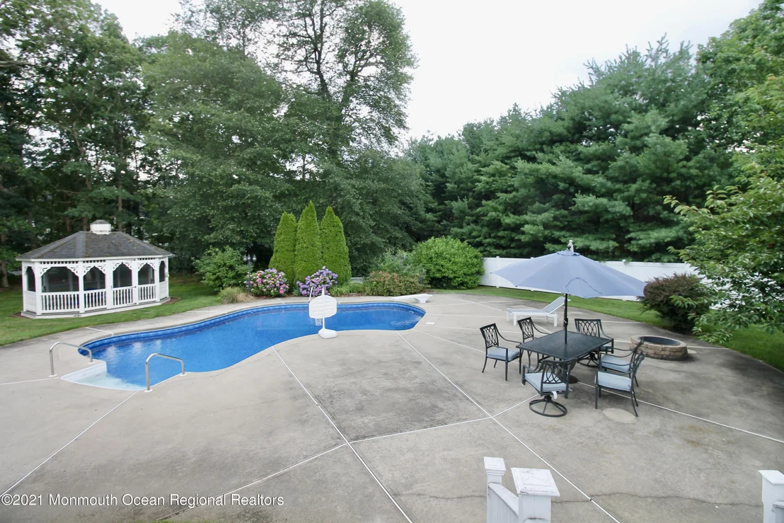 Photo of 20 Cedarview Avenue