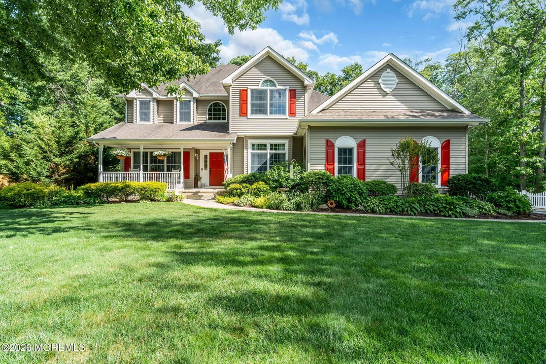 Photo of 2093 Overbrook Drive