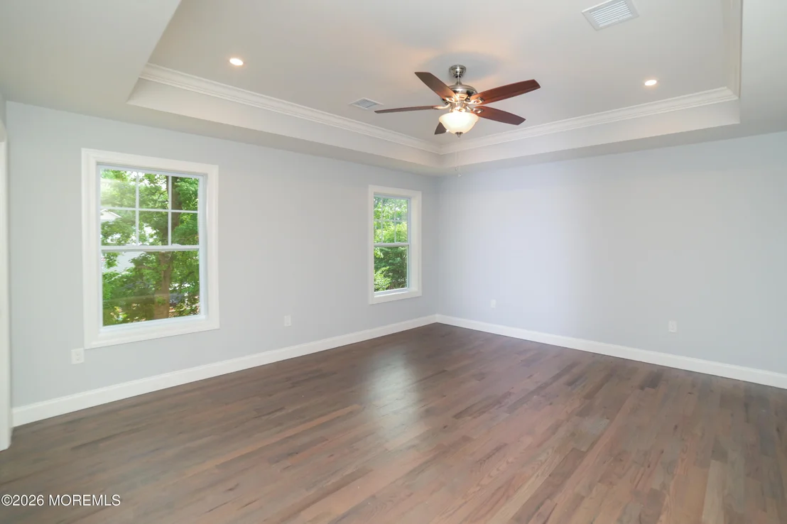 Photo of 128 Center Avenue