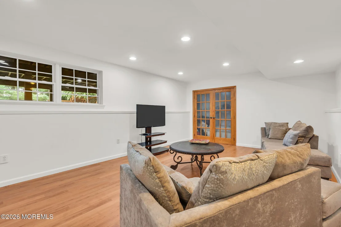 Photo of 102 Harvard Oval