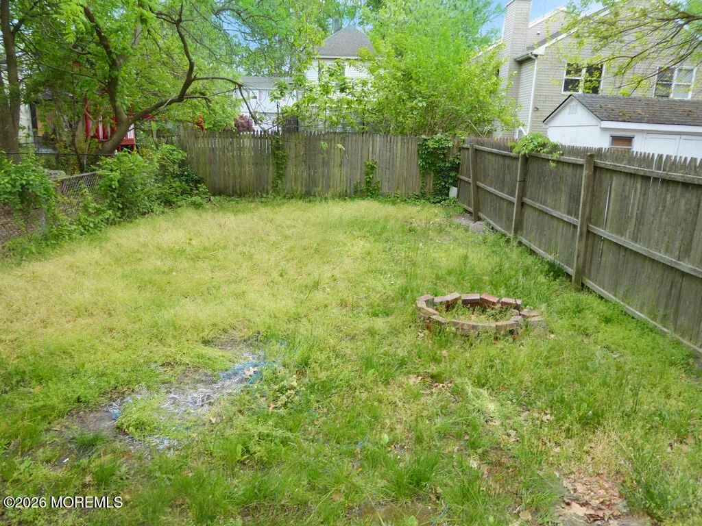 Photo of 1916 Bangs Avenue