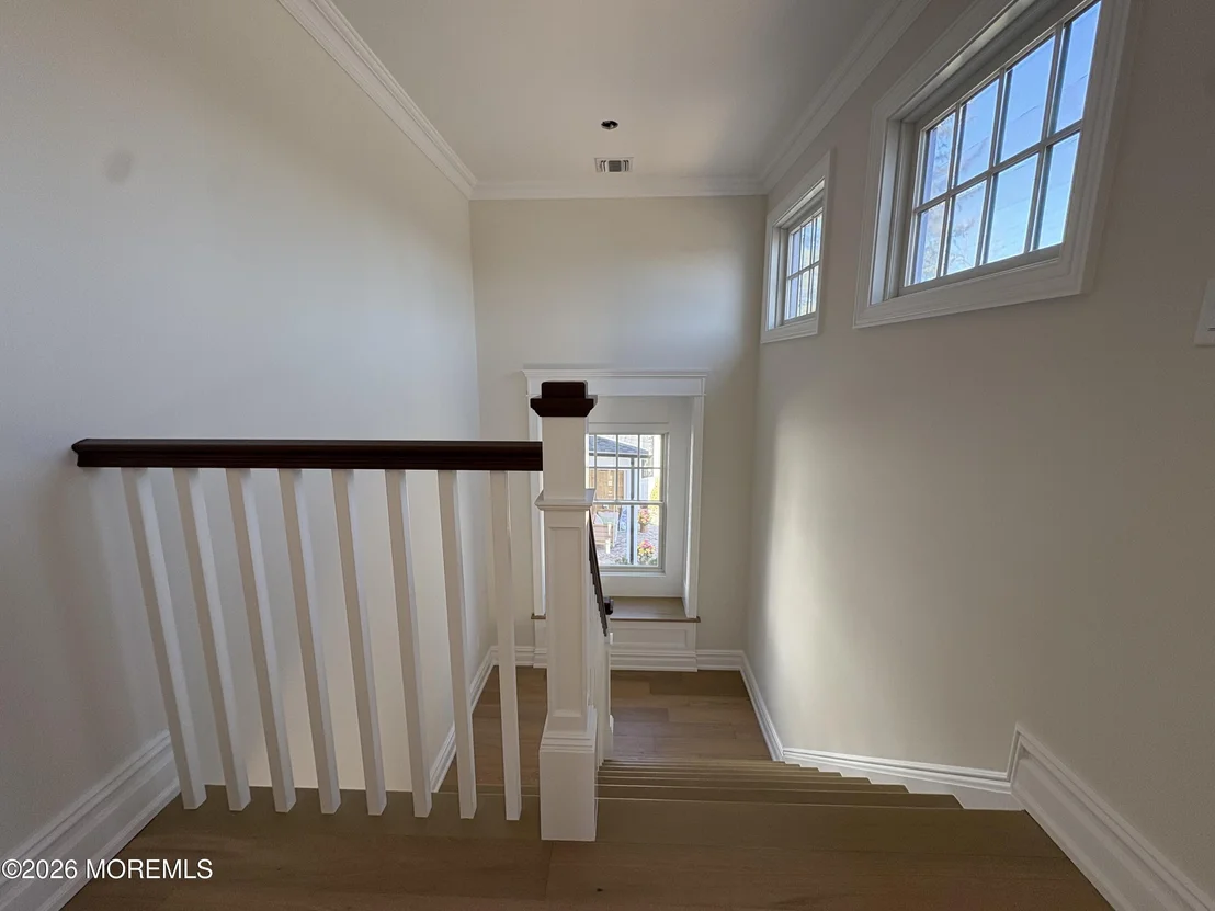 Photo of 179 Rumson Road