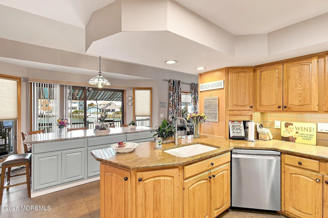 Photo of 819 Forepeak Drive