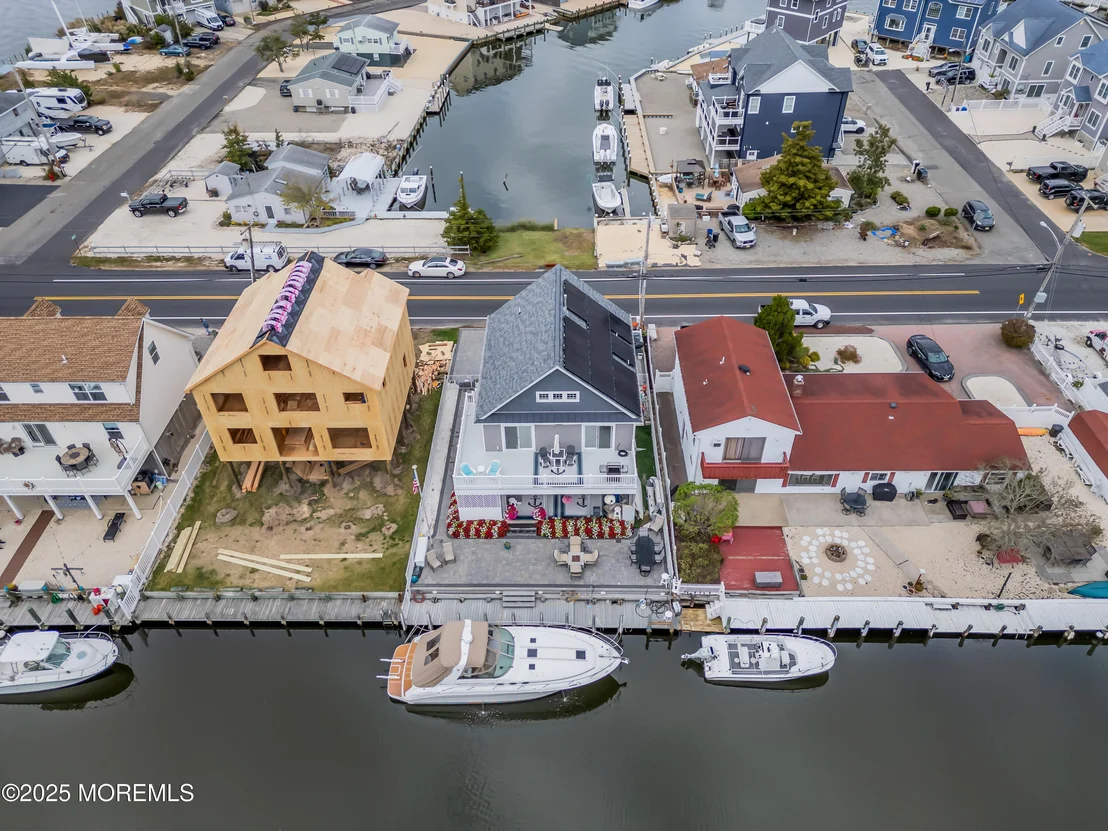 Photo of 1131 Beach Boulevard