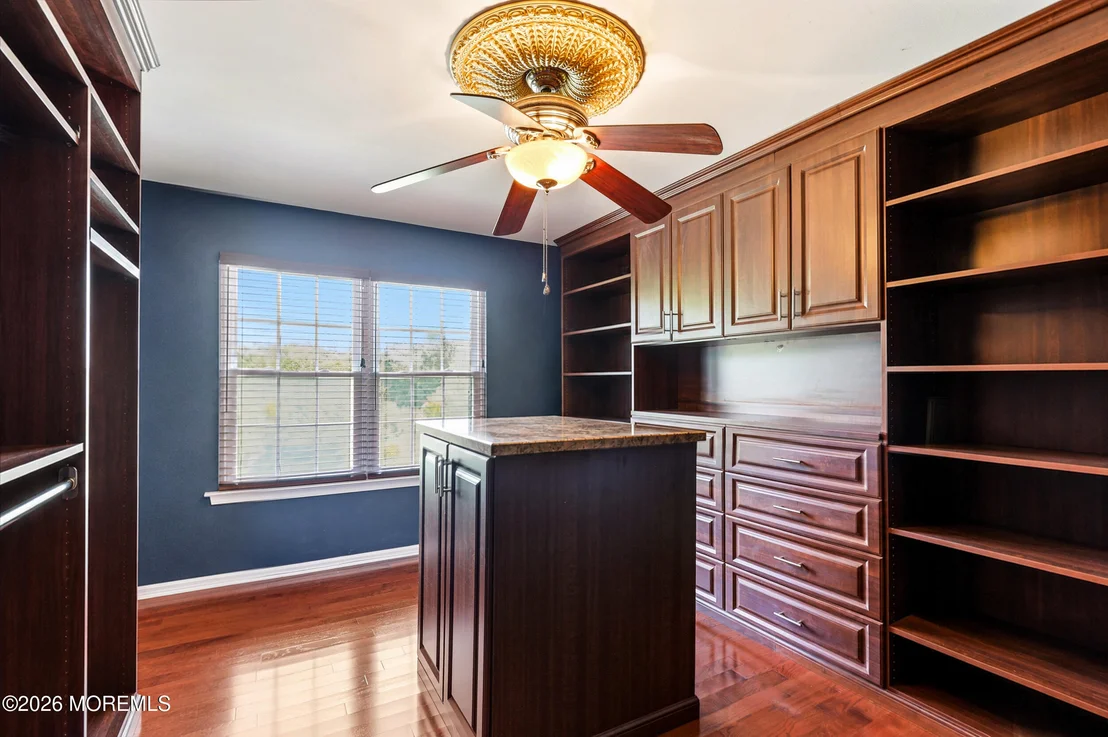 Photo of 339 Murray Drive