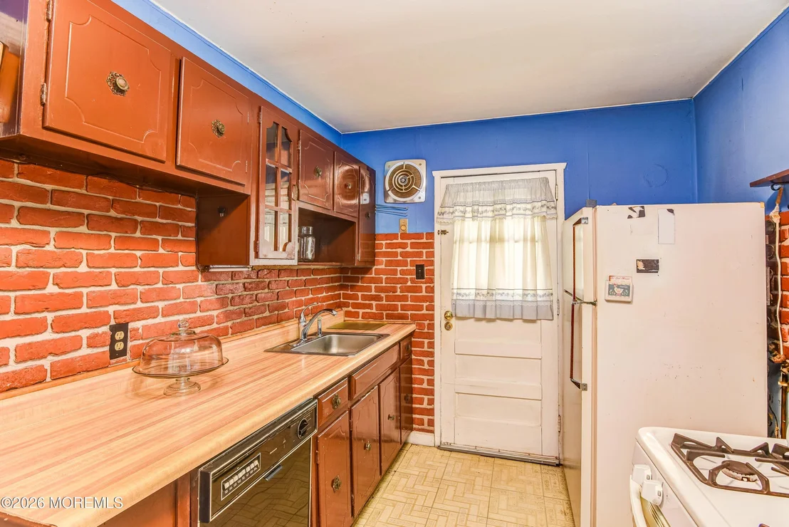 Photo of 753 Lorraine Drive