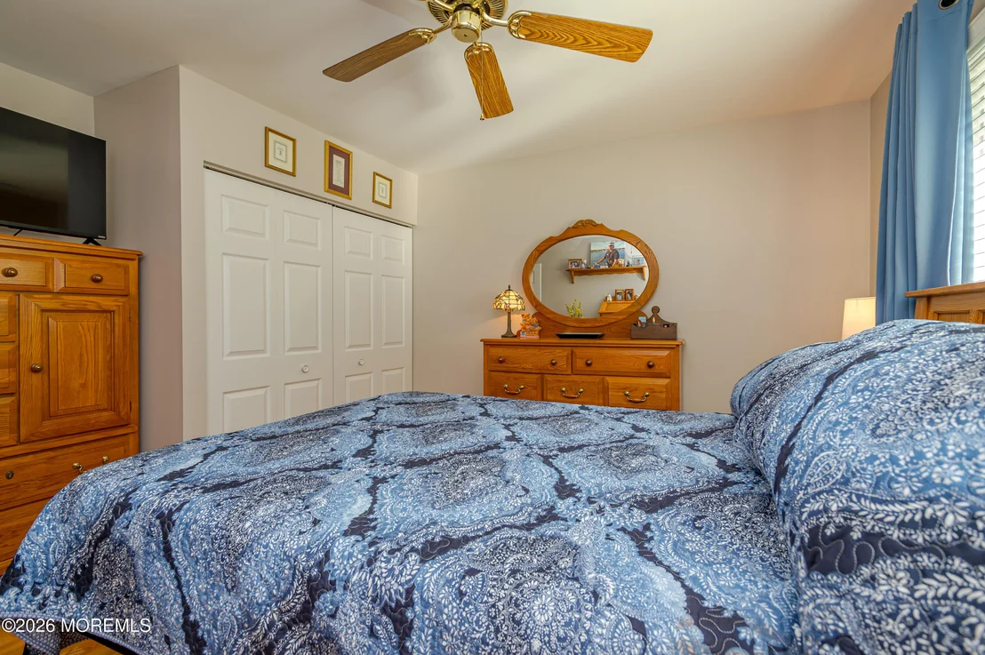 Photo of 445 Silverton Road