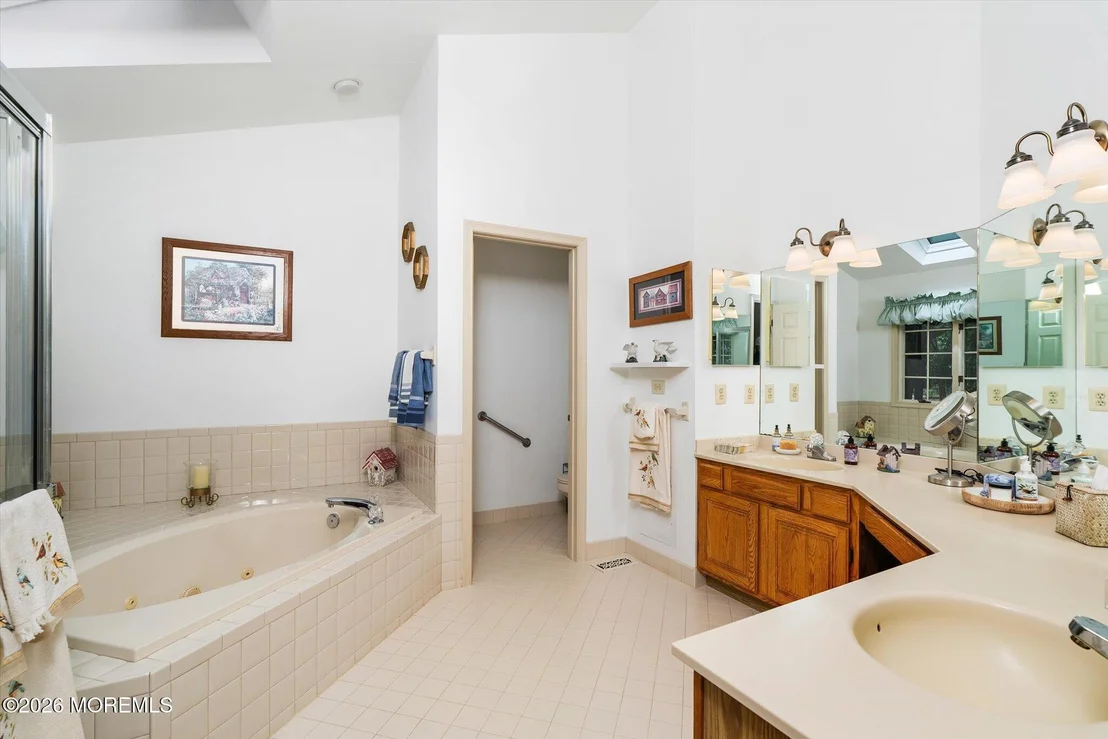 Photo of 4 Pine Tree Drive