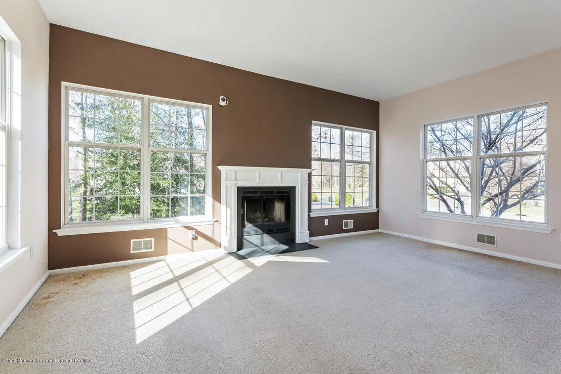 Photo of 11 Hardwood Drive