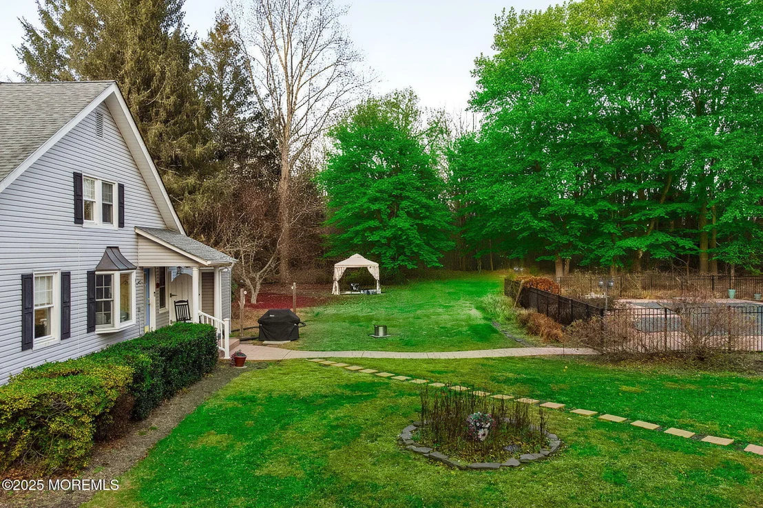 Photo of 156 Old Tavern Road