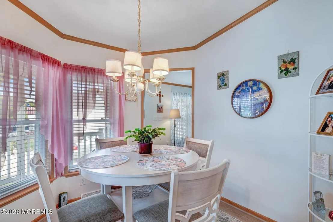 Photo of 902 Oak Ridge Terrace